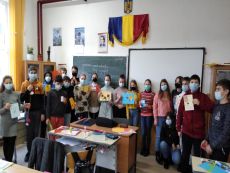 Martisoare pentru mame - clasa I - clasa a V-a - clasa a VI-a A - clasa a VI-a B